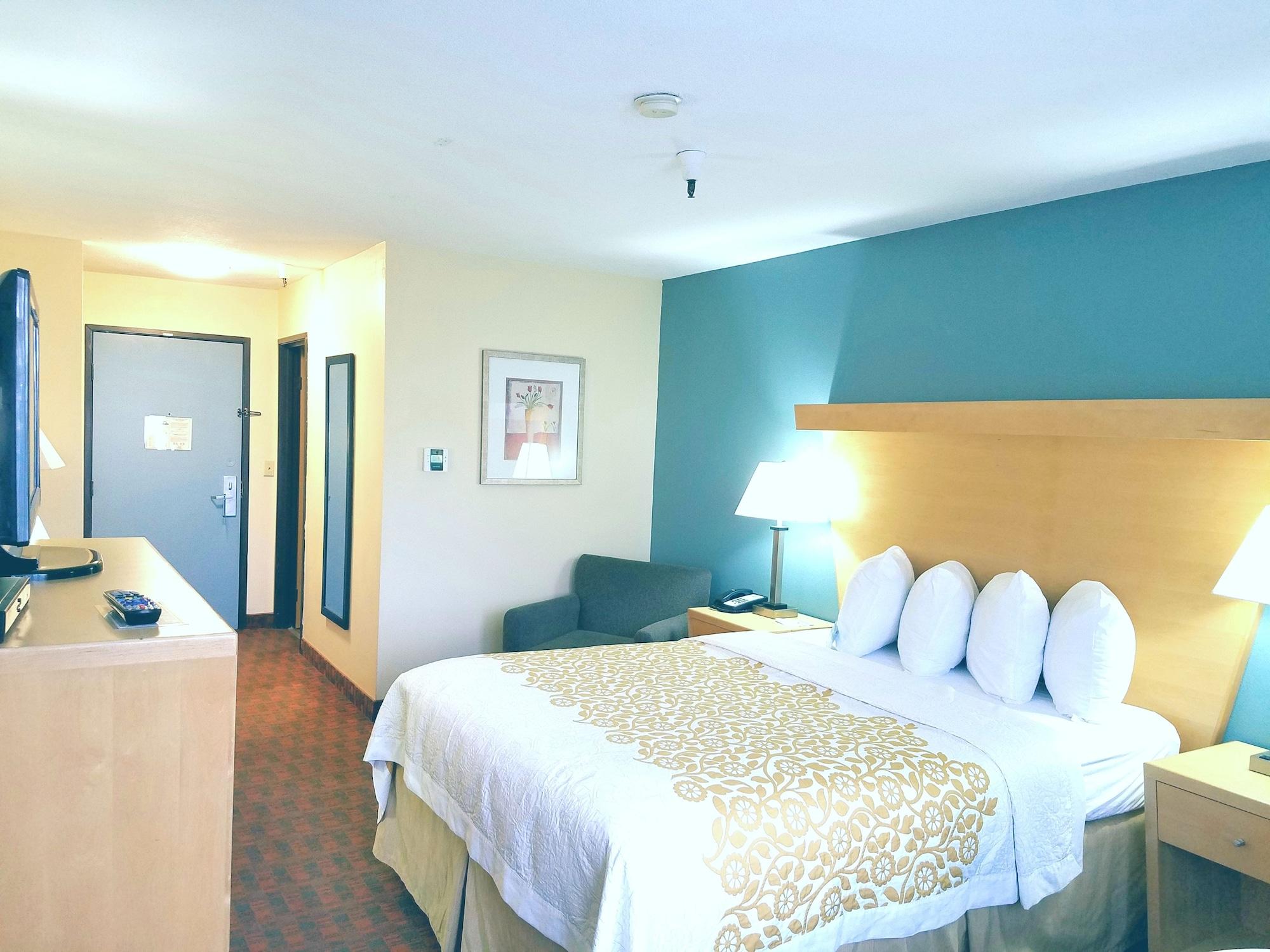 Days Inn By Wyndham Woodland Eksteriør billede